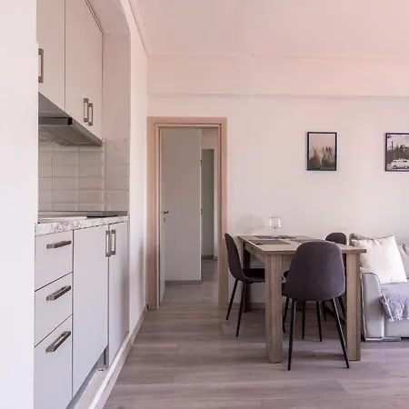 Minimalist Apartments W/ View Thessaloniki Exterior photo