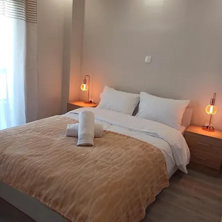 Minimalist Apartments W/ View Thessaloniki Exterior photo