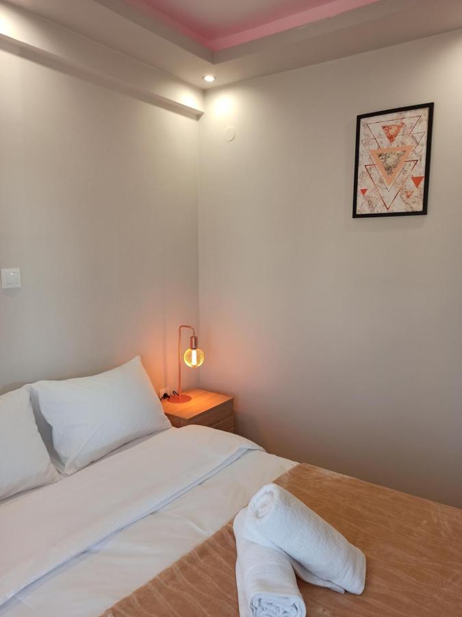 Minimalist W/ View * Salonicco